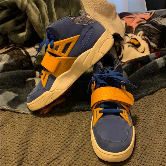 Adidas sneakers - Picture 2 of 5